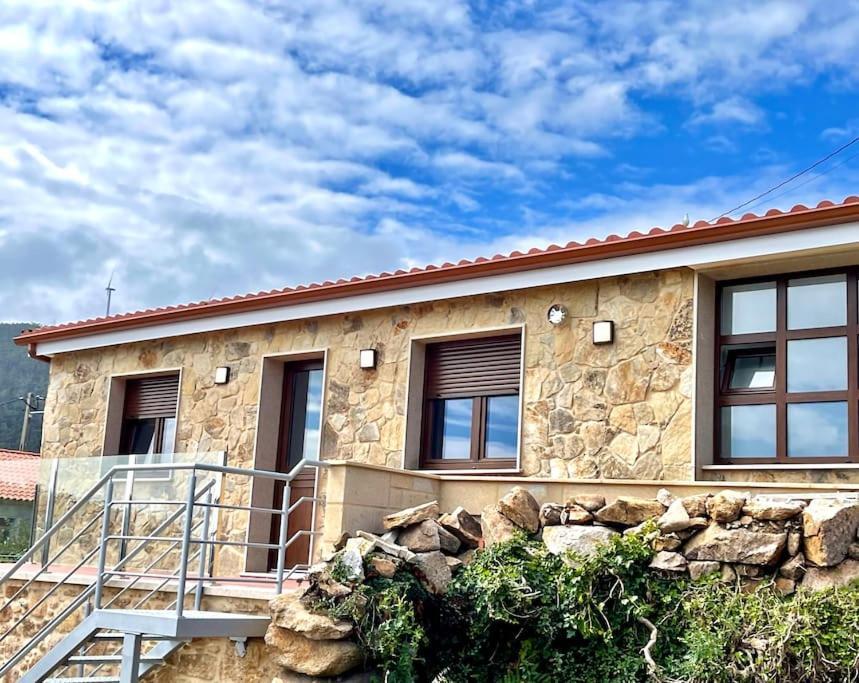 Solpor De Ezaro Villa Dumbría Exteriör bild